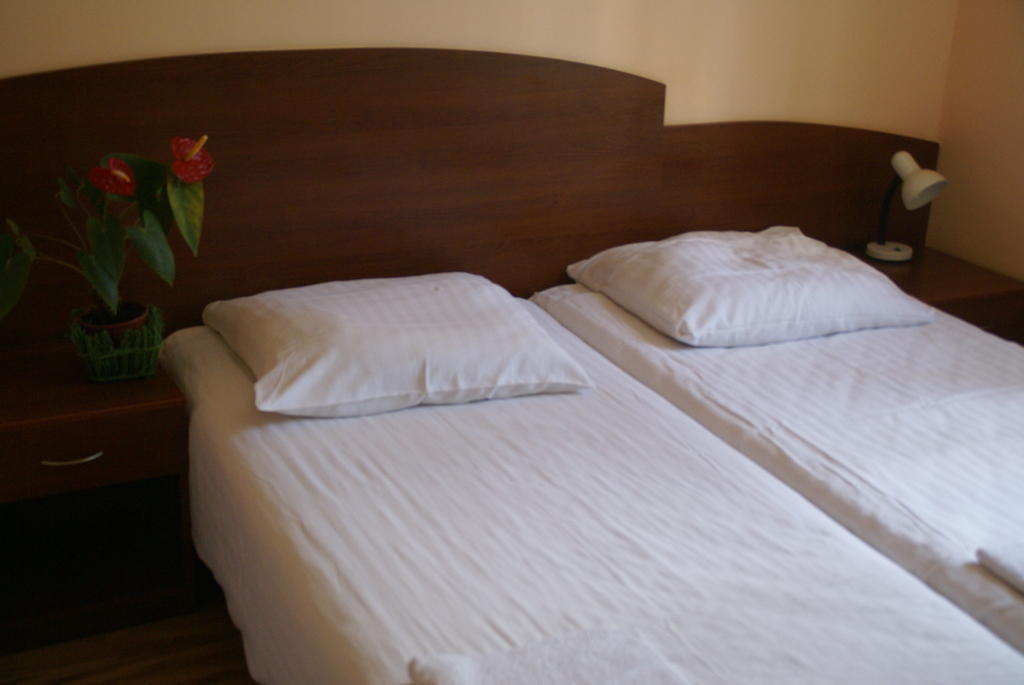 Hotel Prokocim Краков Номер фото